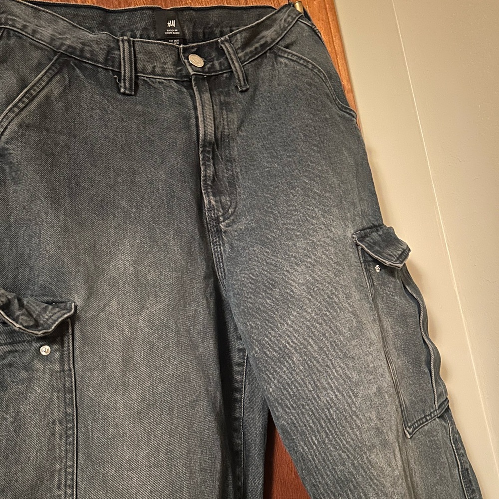 H&M Men’s Baggy Acid wash pants size US 28/32